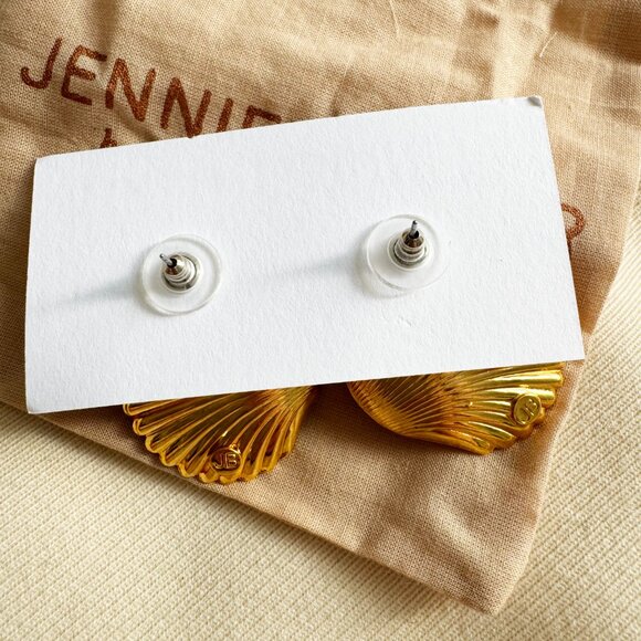 Jennifer Behr "Maricela" Seashell Earrings in Gold w Pearl - Picture 4 of 7